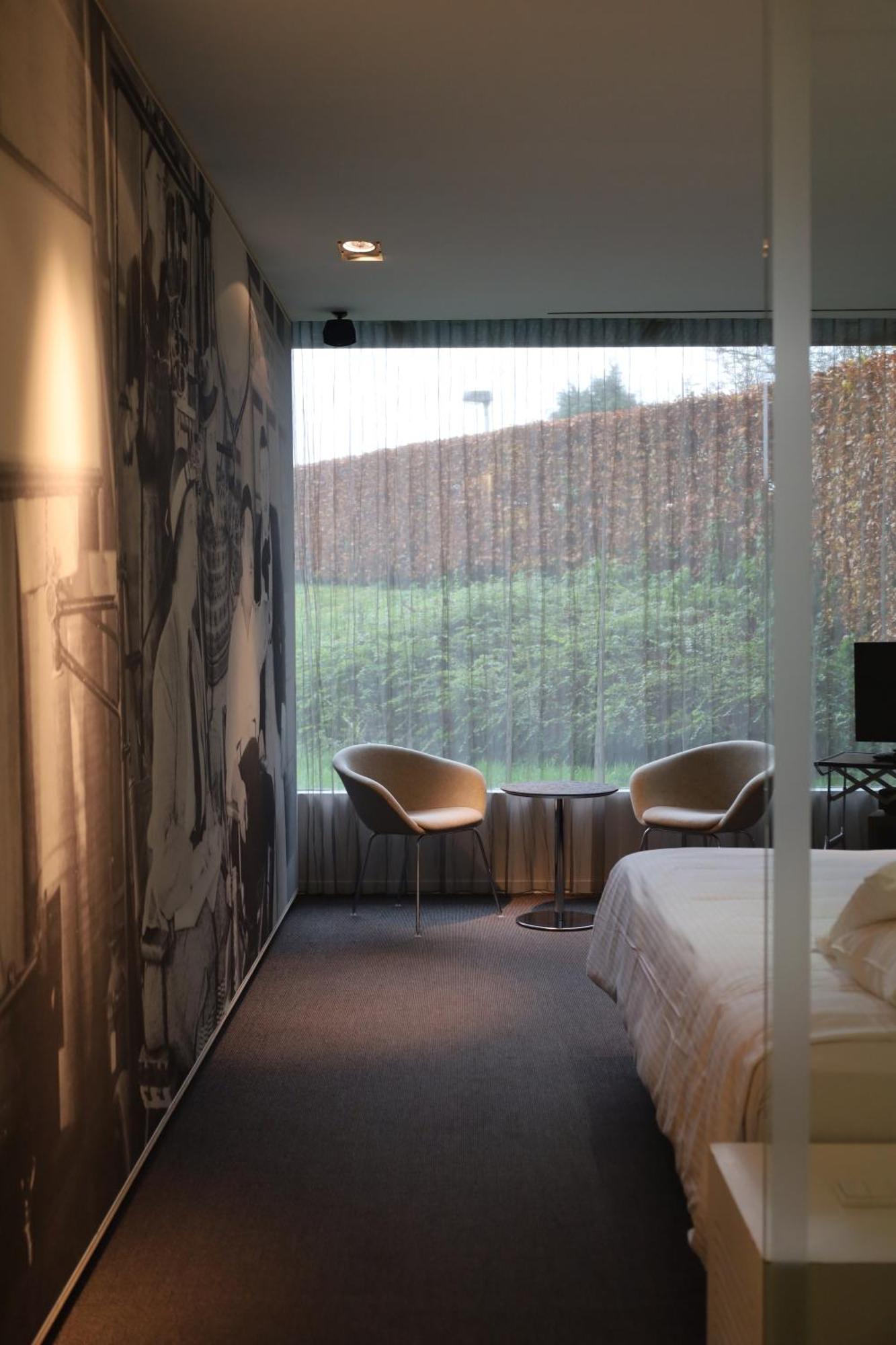 D-Hotel Kortrijk Bagian luar foto