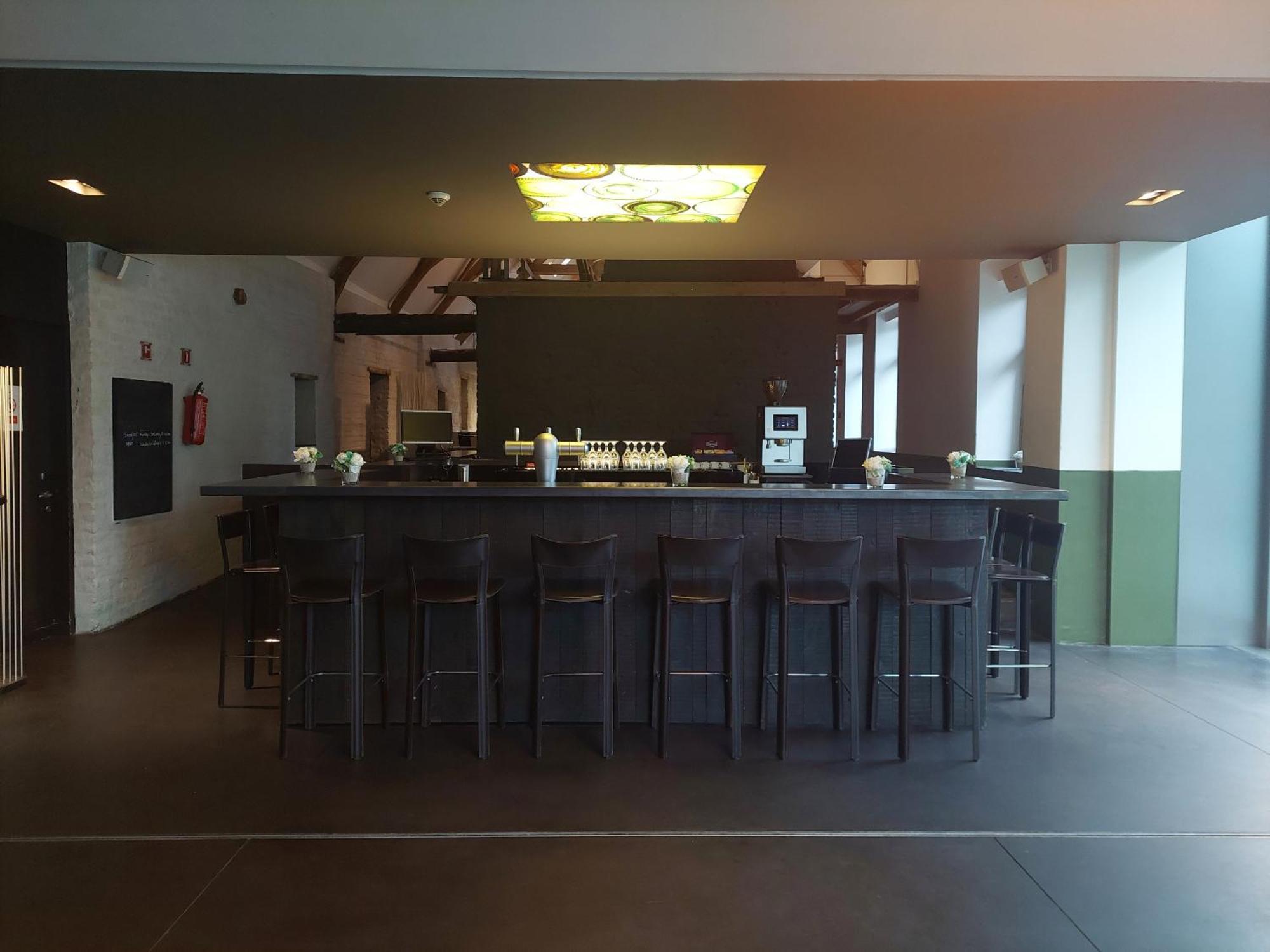 D-Hotel Kortrijk Bagian luar foto