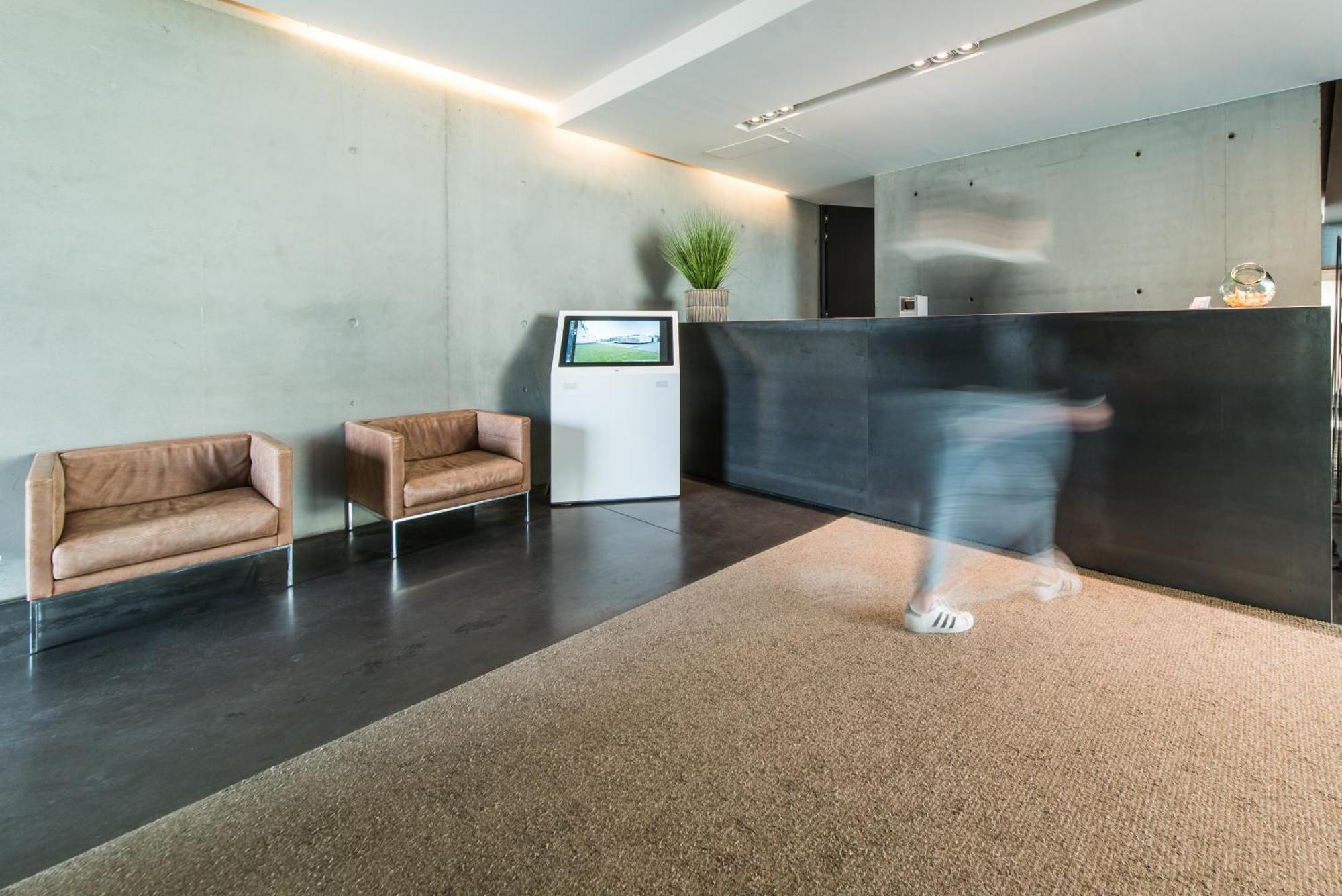 D-Hotel Kortrijk Bagian luar foto